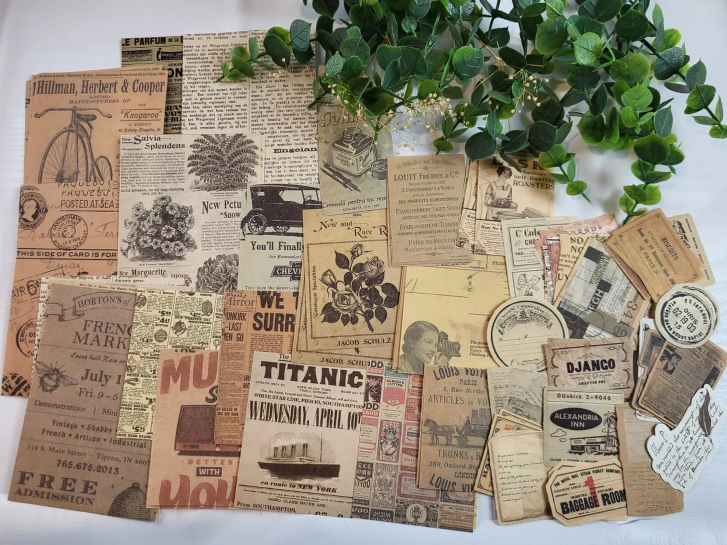 DD 44 Junk Journal Set (100 Pieces)