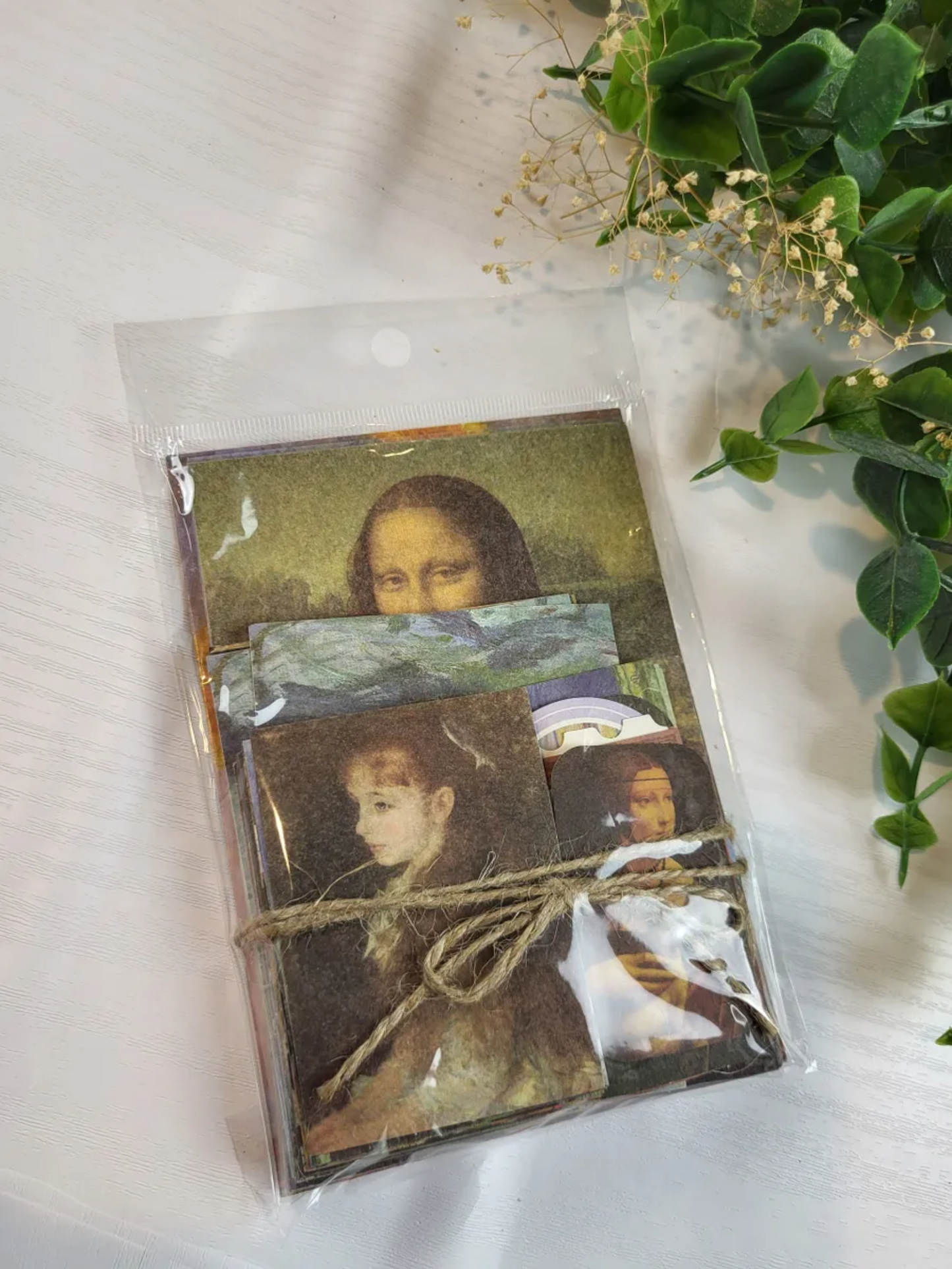 AA 11 Junk Journal Set (100 Pieces)