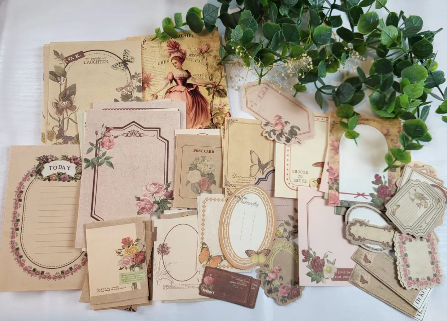 BB 22 Junk Journal Set (100 Pieces)